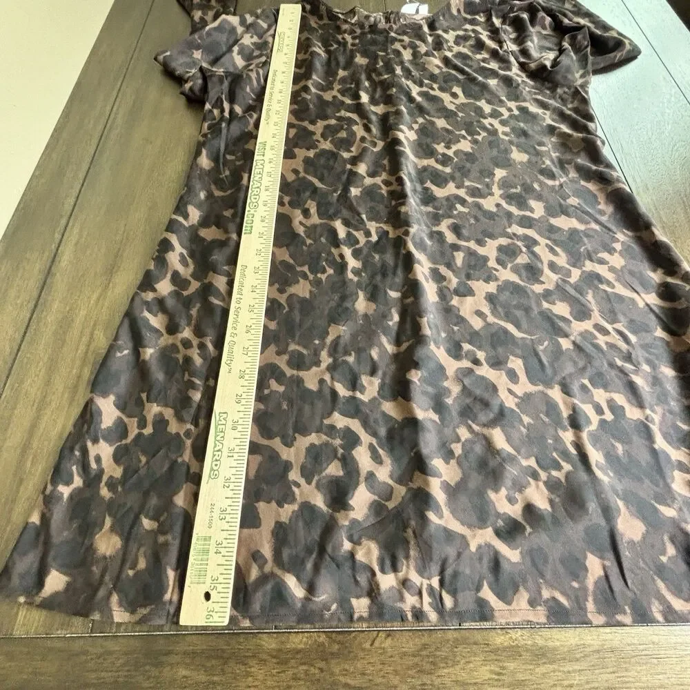 GAP satin leopard